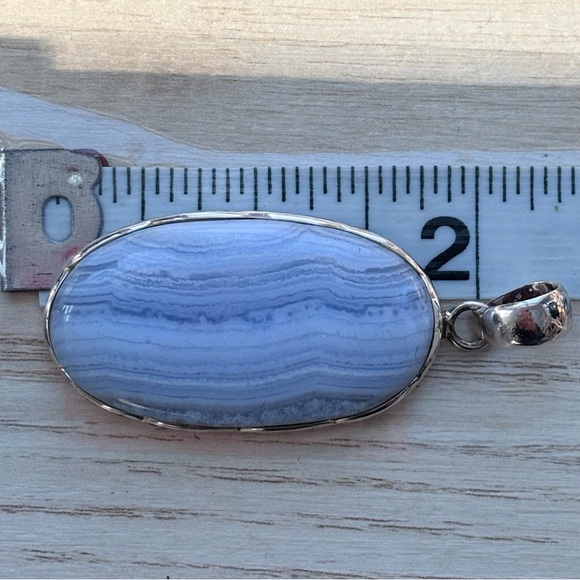 Large Oval Blue Agate Sterling Silver Pendant - Picture 5 of 6